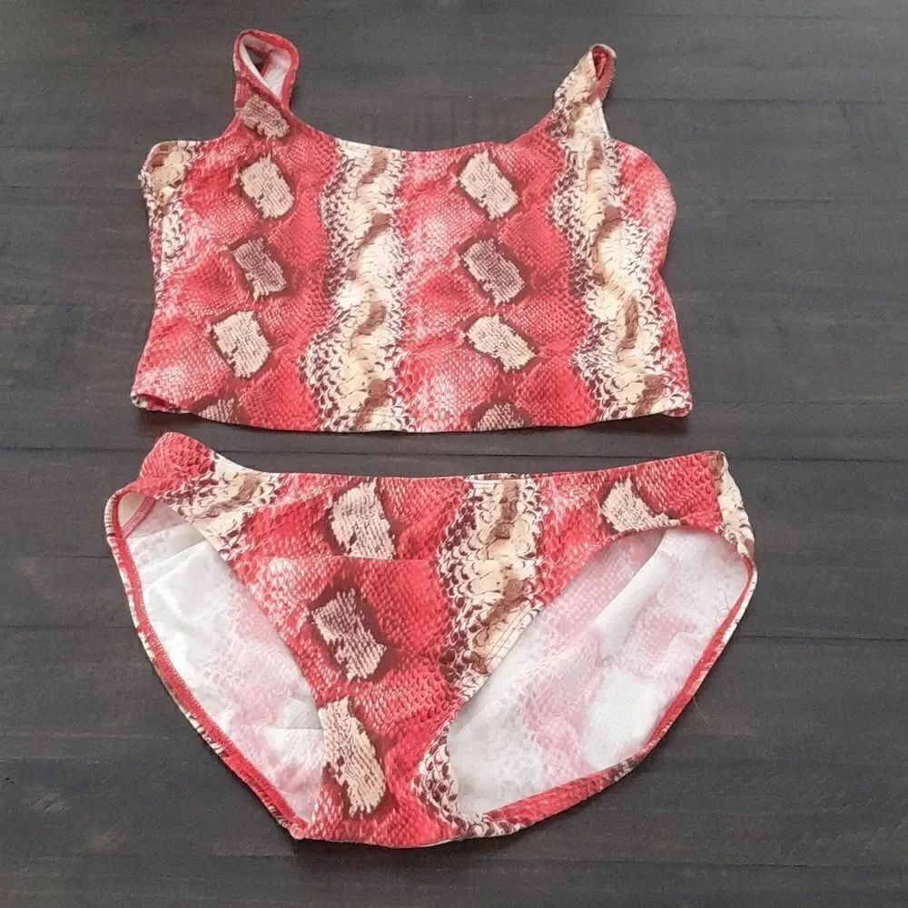 NEWPORT SNEW SWIM SIZE 8